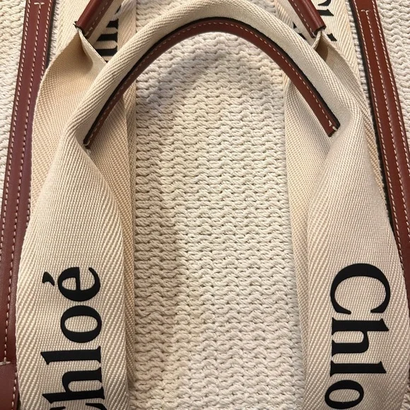 Authentic Chloé Woody Medium Woven Fringe Tote - Picture 14 of 15